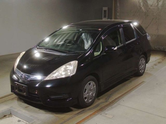 33026 Honda Fit shuttle GP2 2012 г. (TAA Kinki)